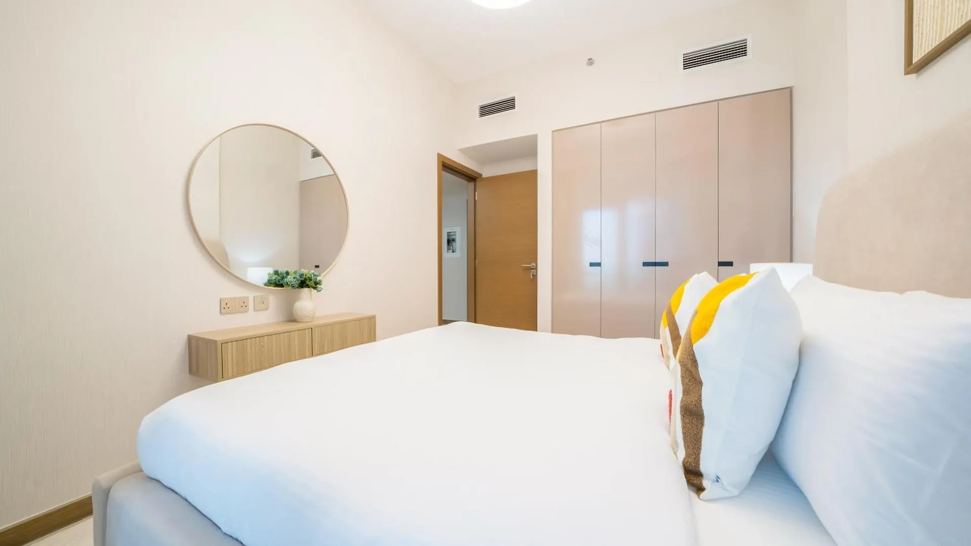 Indulge In Luxury 1Br Unit At Missoni Urban Oasis Apartment Dubai 0*,